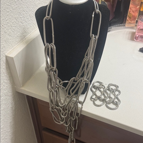 Sassy Jones Jewelry - Sassy Jones Silver-Tone Link Drop Earrings